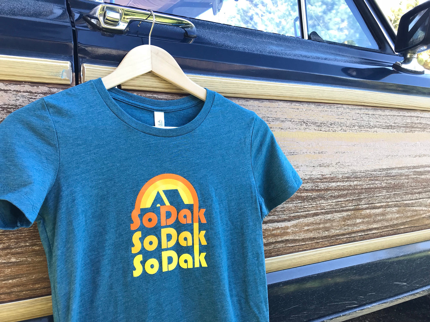 SoDak Retro Women's Teal T-Shirt