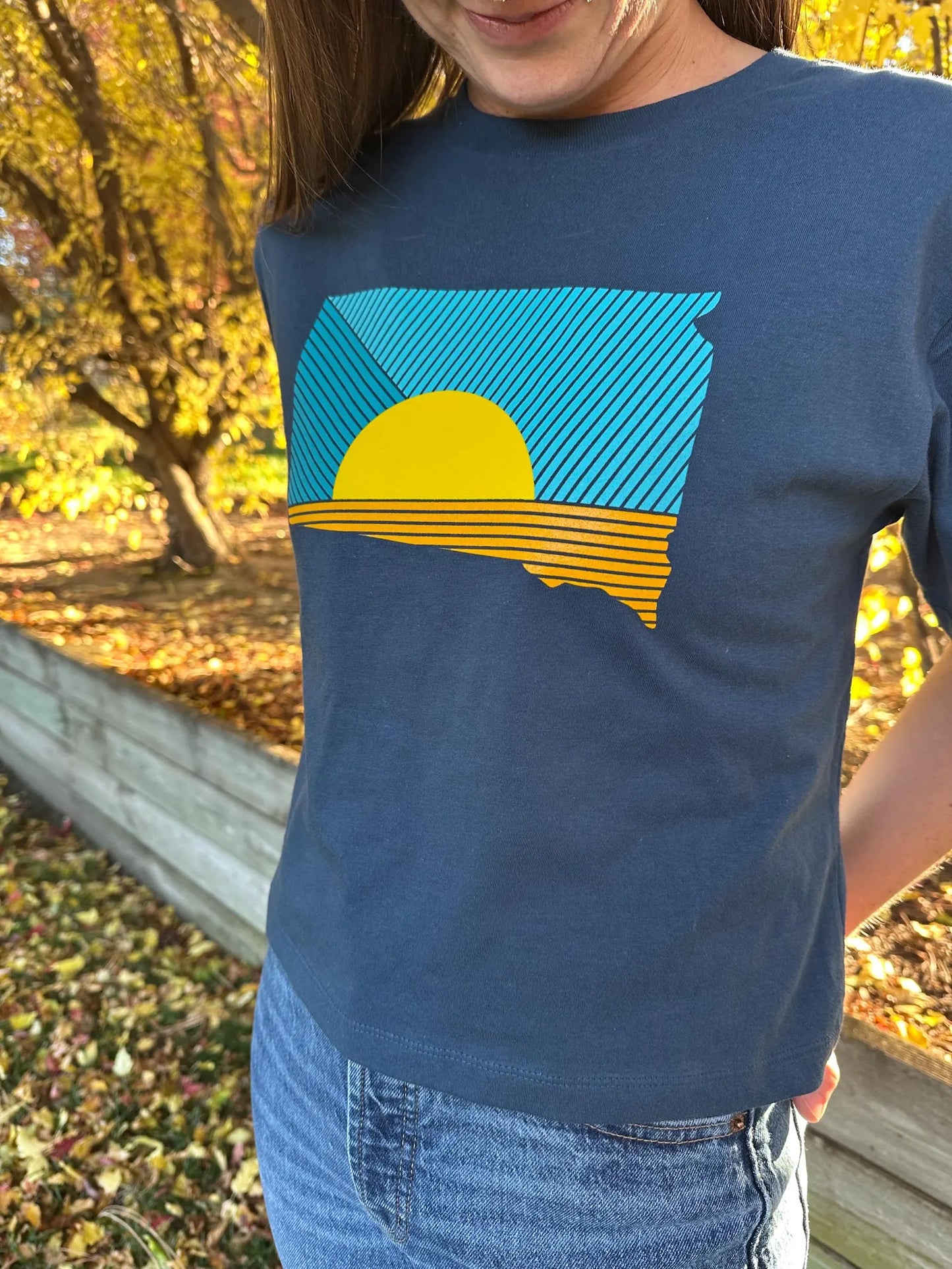 South Dakota Sunrays Women's Boxy Fit T-shirt